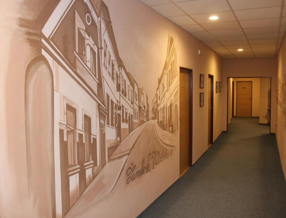 Hotel Pansky Dum Zamberk Bagian luar foto