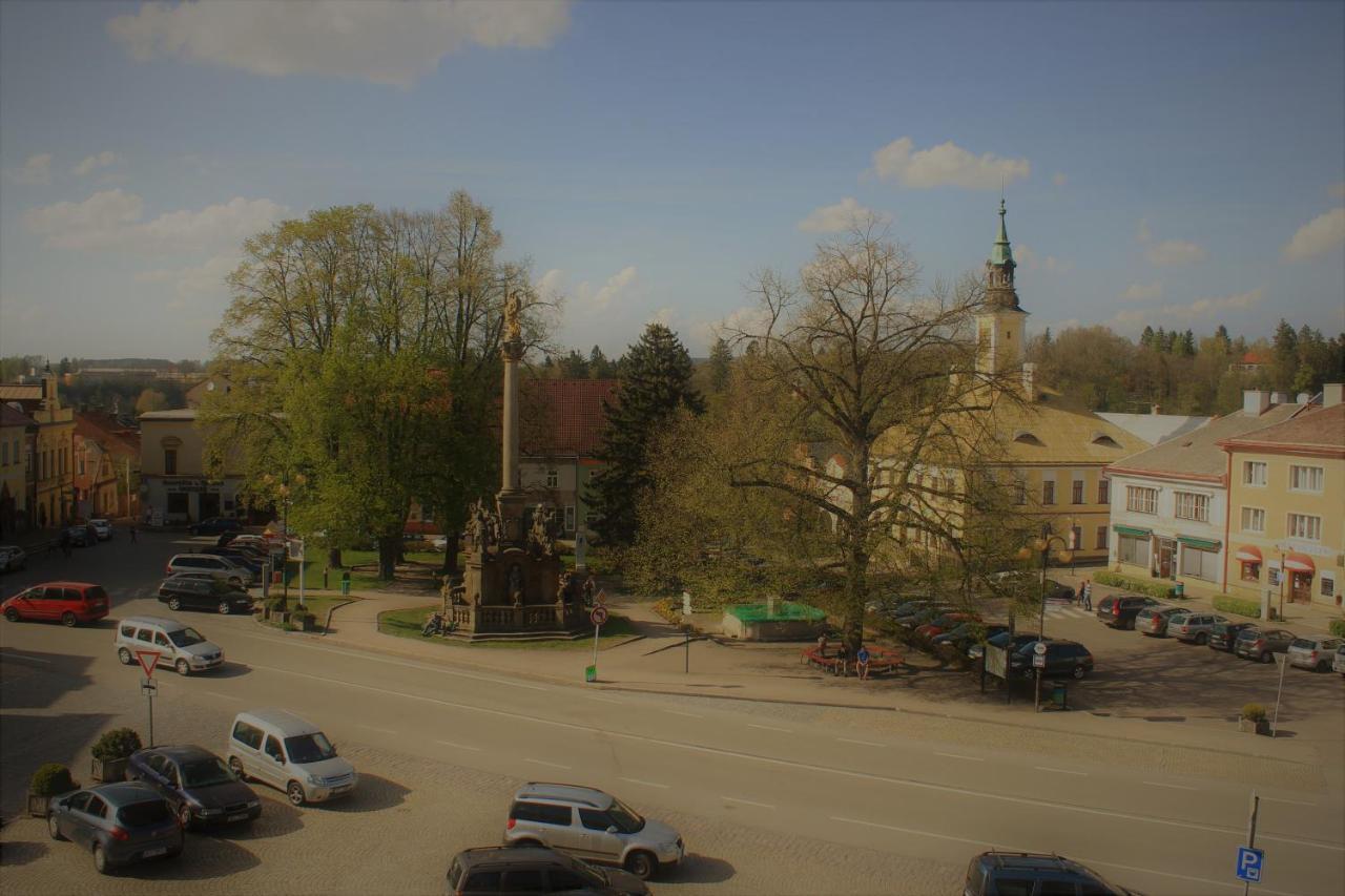 Hotel Pansky Dum Zamberk Bagian luar foto